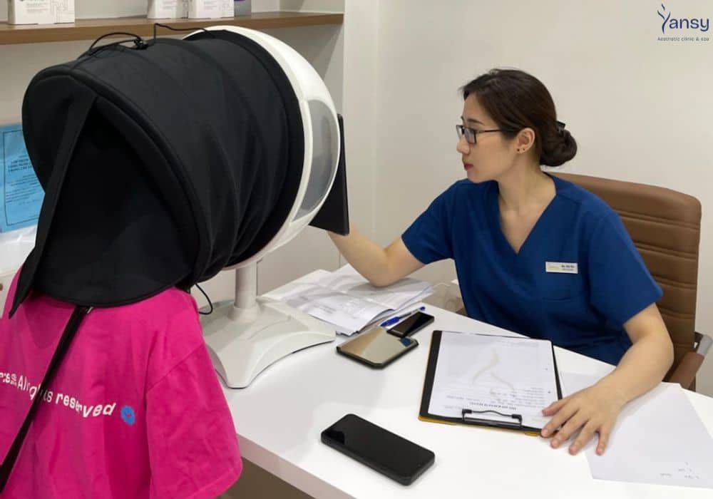 điều trị mụn tại spa